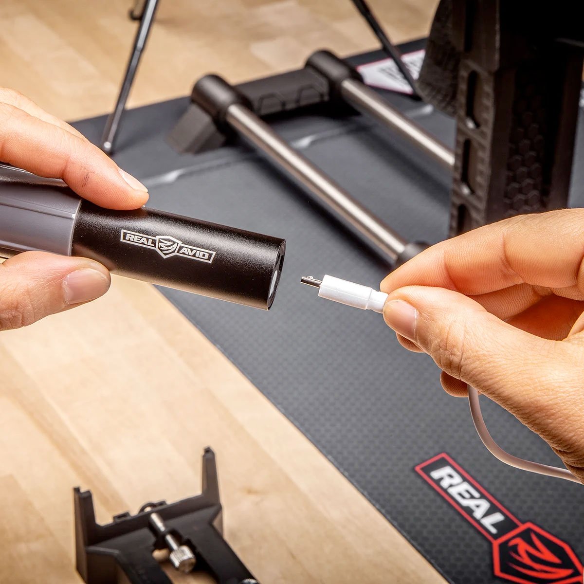 Real Avid Level Right Pro Outdoor Tactical Australia